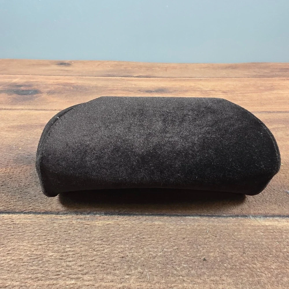 Tom Ford Sunglasses Case Mens Womens OS Black Good Velvet Magnetic Closure